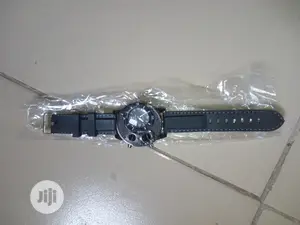 V8 Super Speed Wrist Watch