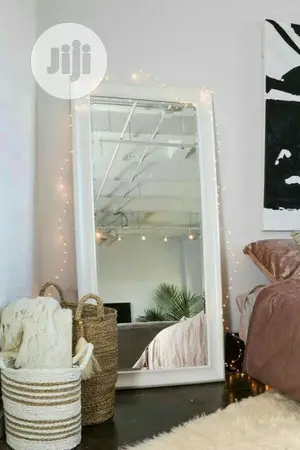 Mirror With Quailty Frame
