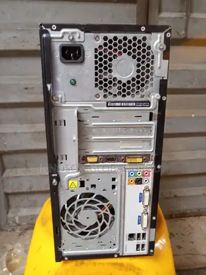 Desktop Computer HP 4GB Intel Core i7 HDD 500GB