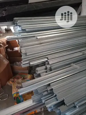 Quality Iron Roofing Steel Trusses.
