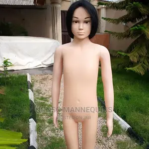 Plastic Bald Head Female Mannequin