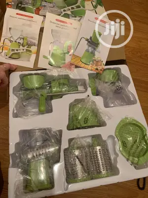 Multifunctional Vegetable Shredder Slicer Cutter