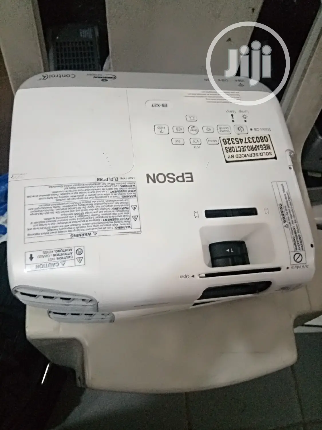 Multi-Sharp Epson Projector