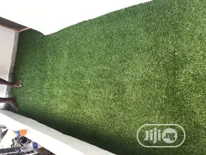 Private Grass Rugs on Door Side (Outdoor) 25mm