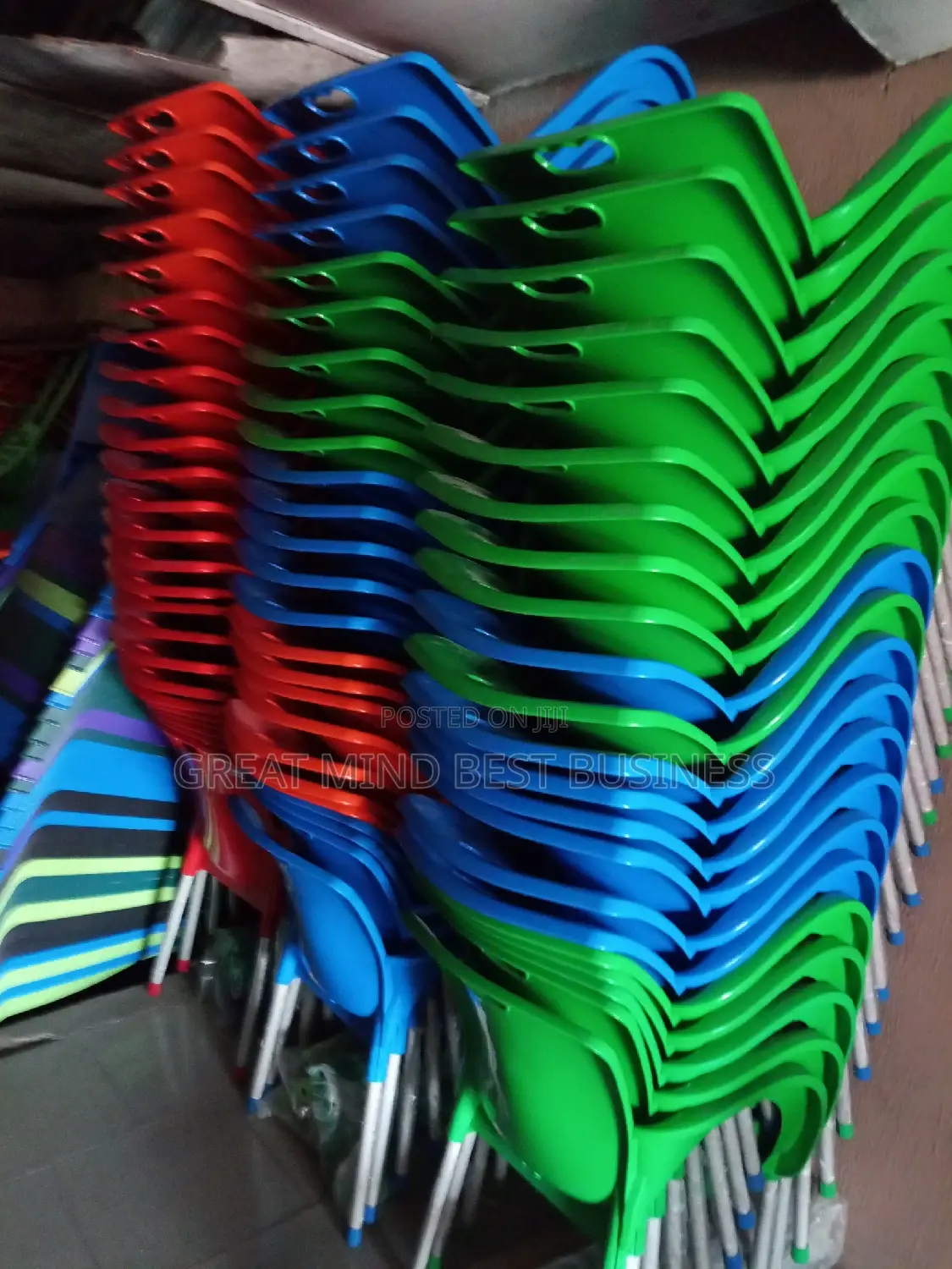 Iron Leg Plastic Chairs
