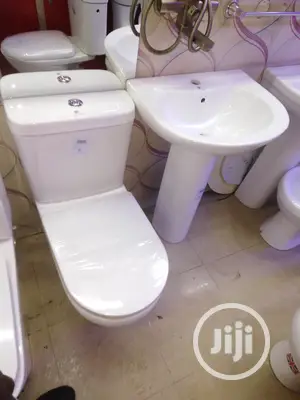 Italian Top Flush Water Closet Toilet Set