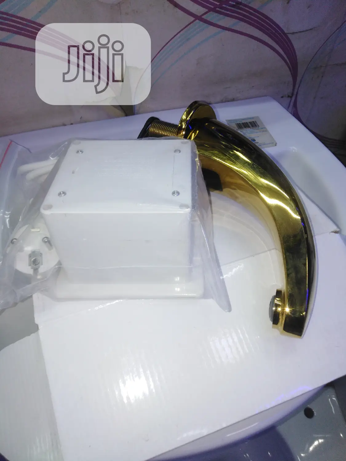 Automatic Gold Censor Tap