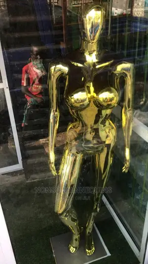 Size 12 Big Boobs Gold Chrome Female Mannequins