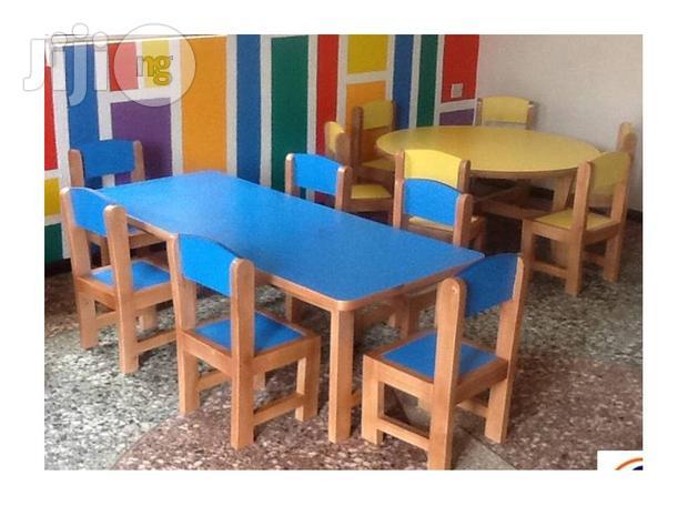 Collaborative Nursery Table and Chairs