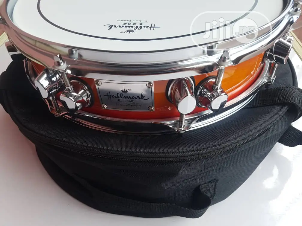 Hallmark-Uk Professional Lacquer Picollo Snare Drum