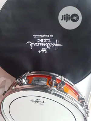 Hallmark-Uk Professional Lacquer Picollo Snare Drum