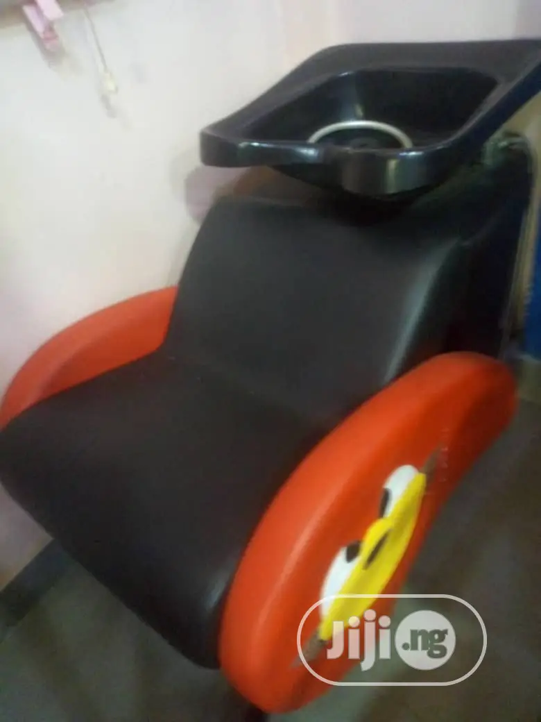 Washing Basin Chair
