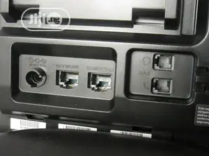 Cisco Cp-6921-C- Uc Desktop Phone