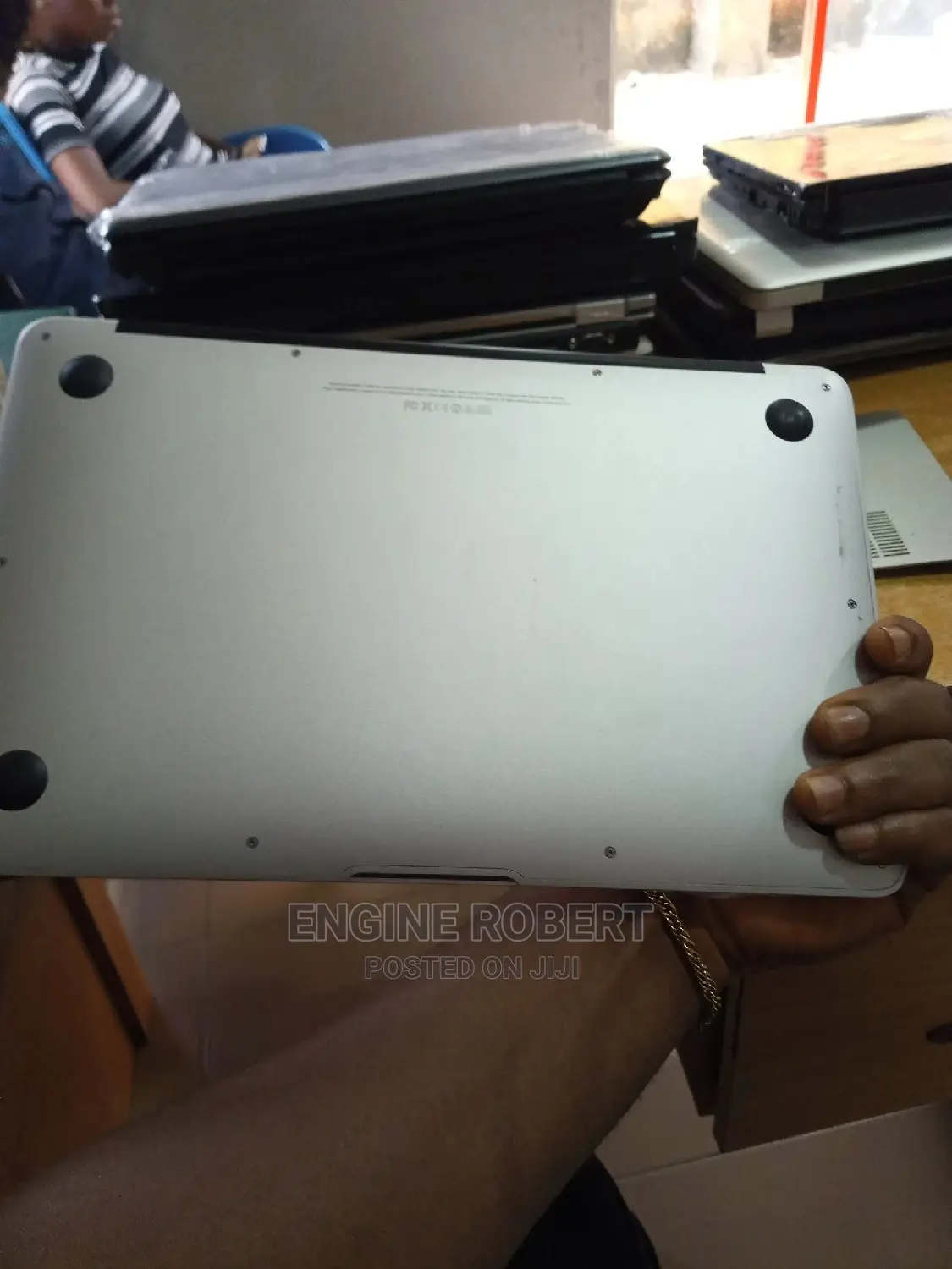 Laptop Apple MacBook Air 4GB Intel Core I5 SSD 128GB