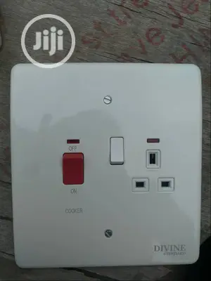 C Divine 6x6 Cooker Unit 45amps With 13amps Socket and Neons