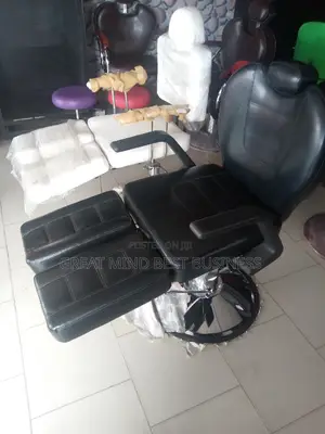 Saloon Chair