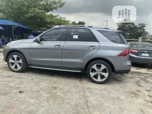 Mercedes-Benz GLE-Class 2016 Silver