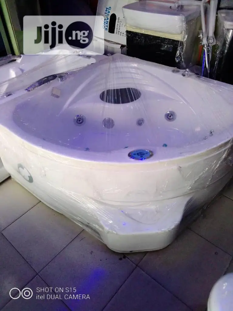 Double England Executive Jacuzzi