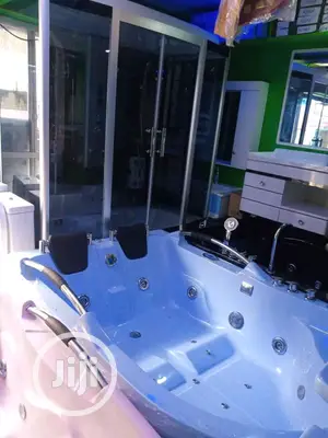 Double England Executive Jacuzzi
