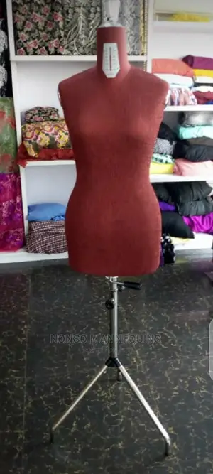 Adjustable Female Dressform