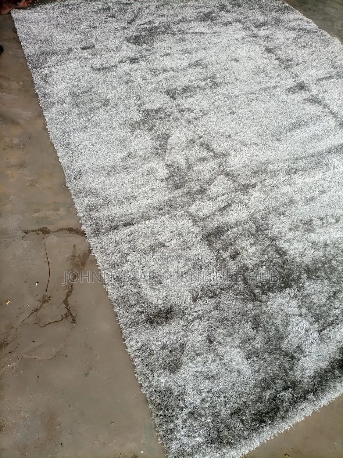 Supermax Center Rugs