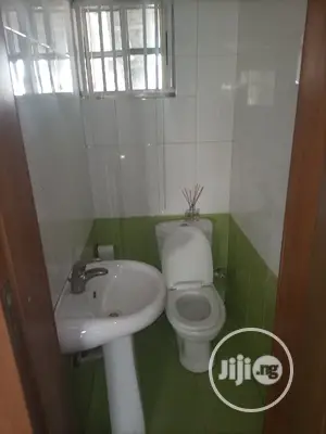 Furnished 3bdrm Apartment in Kosofe for rent