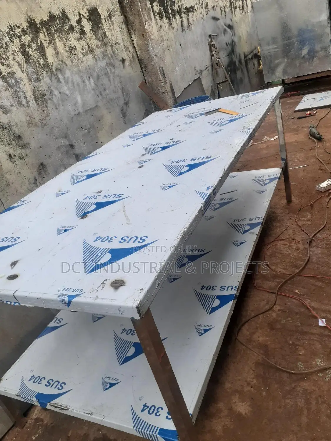 Grade 304 Stainless Table 4ft X 8ft