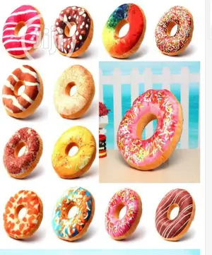 Doughnut Design Throw Pillow
