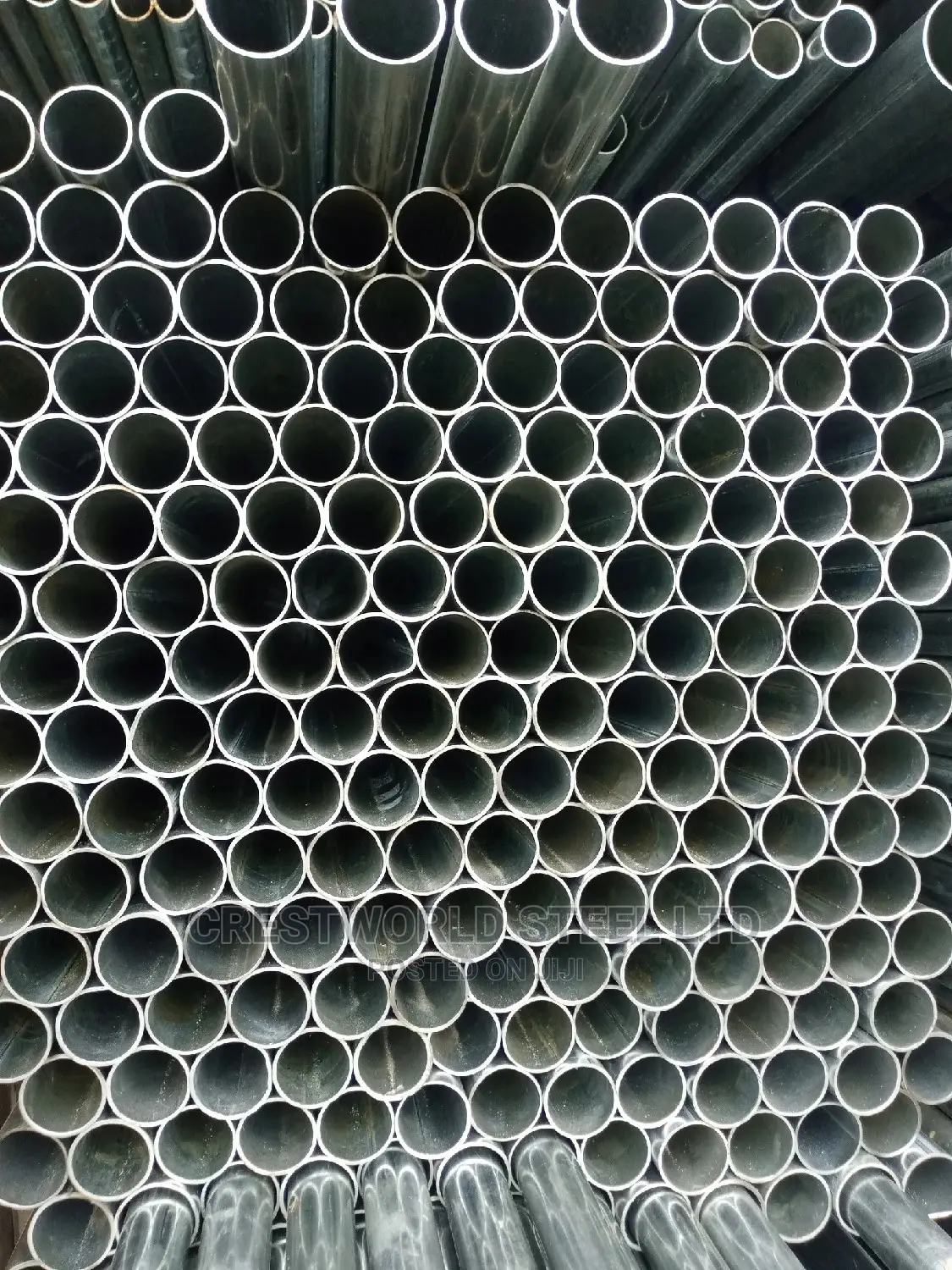11⁄2 Galvanized Pipes