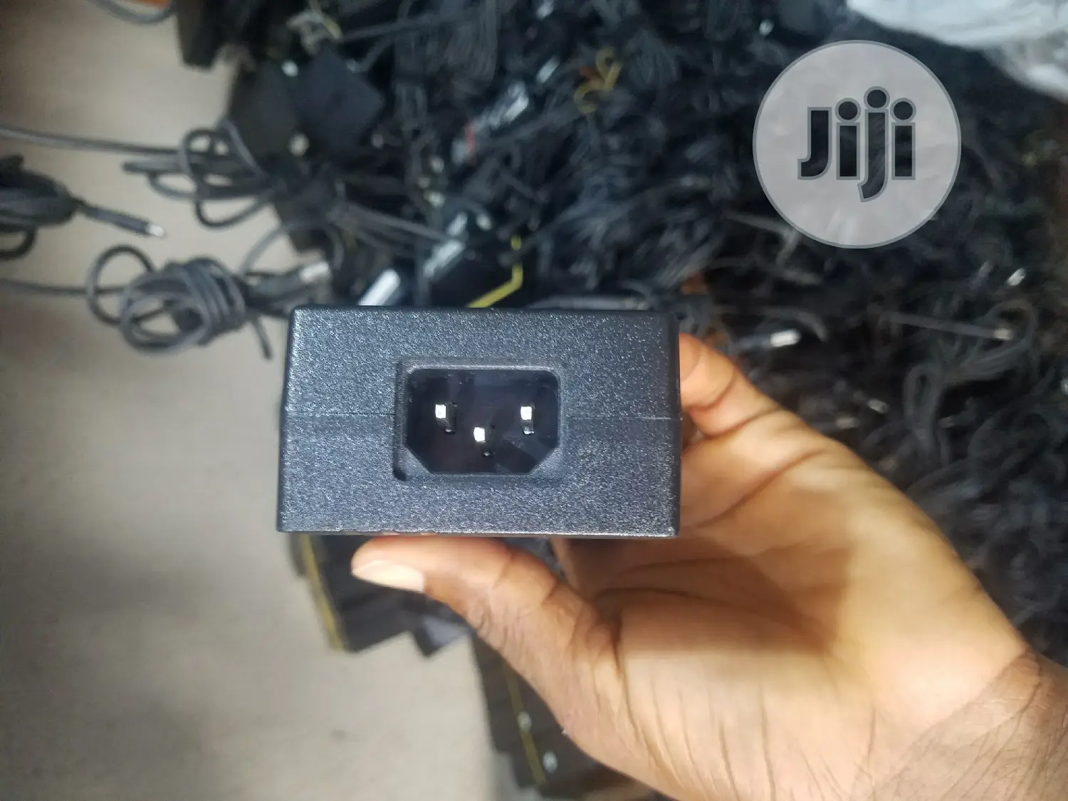 Follow Come Sony Charger 60W