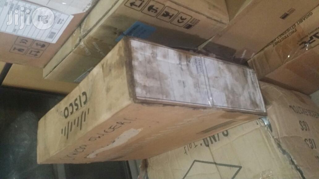 Cisco 881-sec/K9 Router