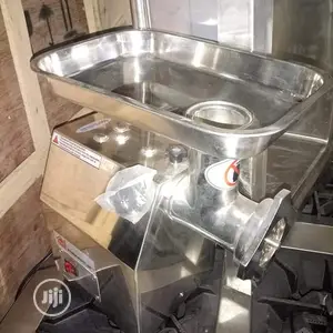 Meat Grinding Machine