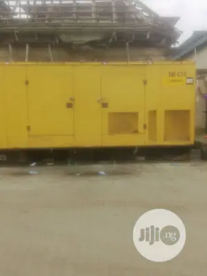 500kva C15 Caterpillar Soundproof Generator