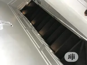 Staircase Rugs Available In Different Colors