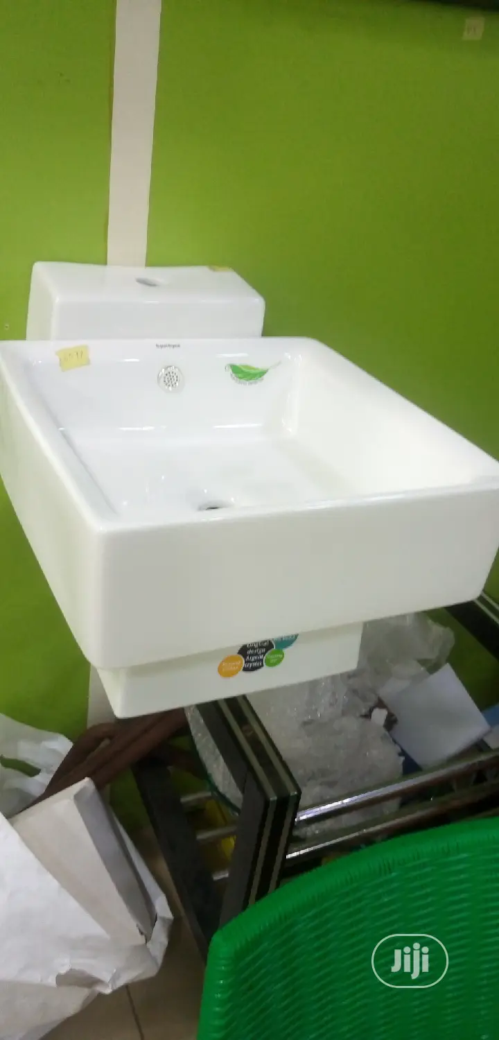 Executive Dinning Wash Hand Basin