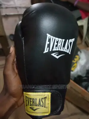 Photo - Everlast Punching Glave