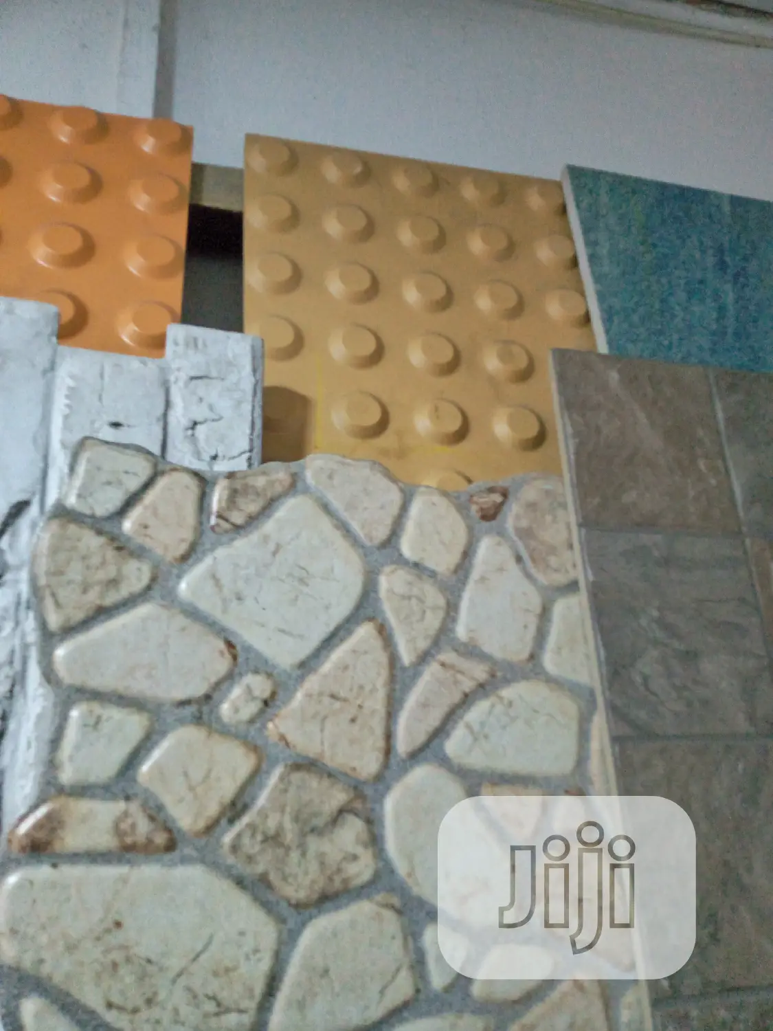Porcelain Spanish Floor Tiles