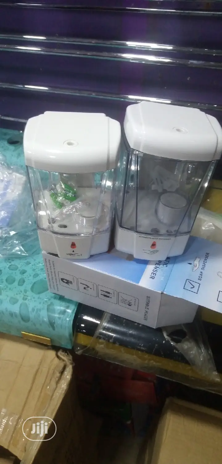 Automatic Liquide Soap Dispensers.