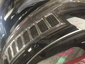 Jeep Cheroke 2014 Model Front Grille And Bumper
