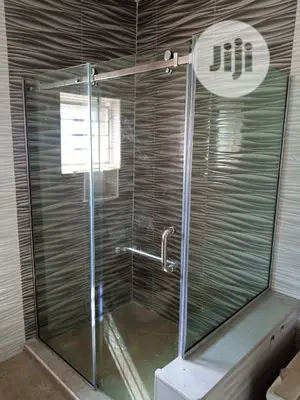 Tampered Glass Shower Cubicle