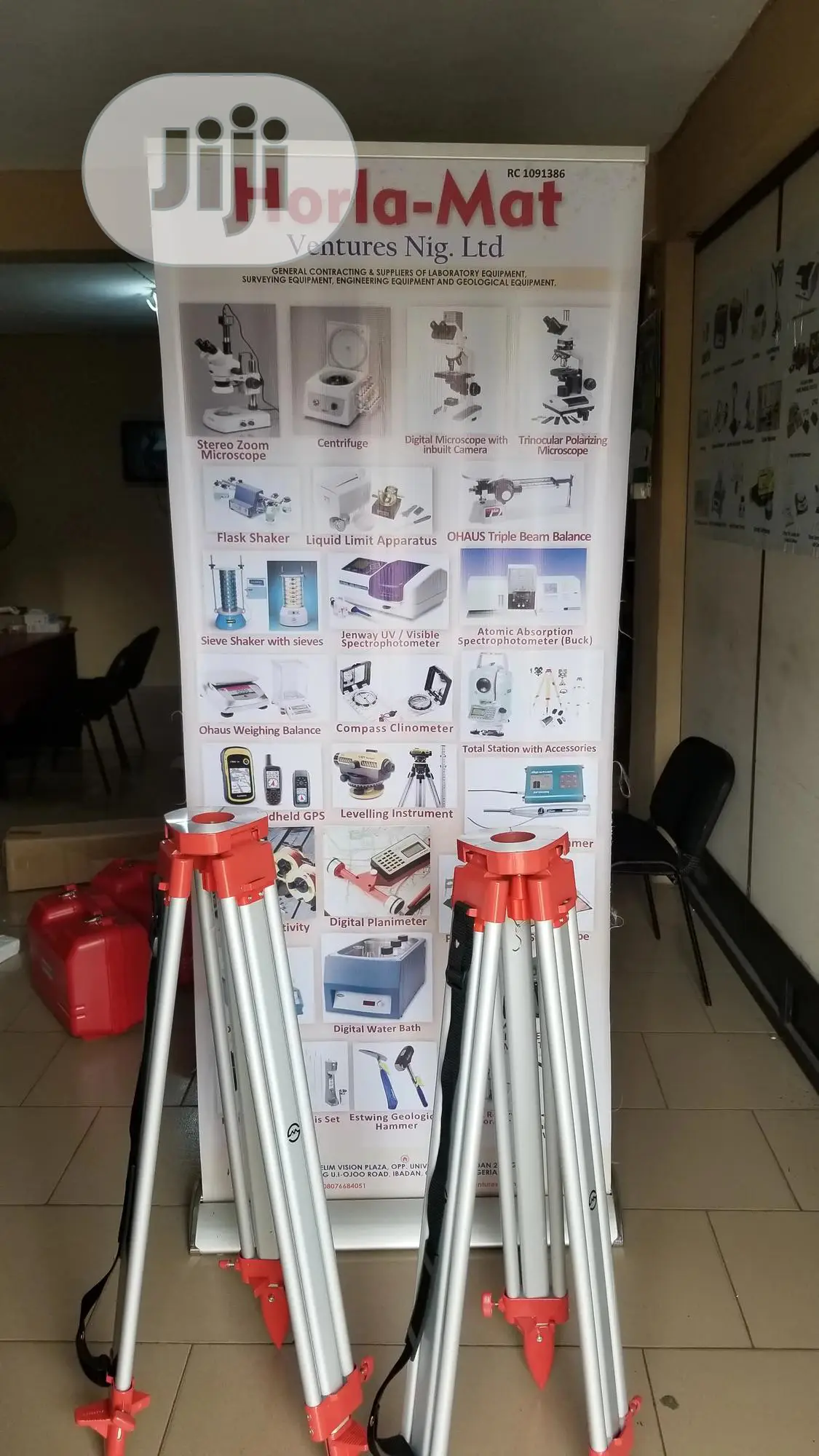 Aluminium Tripod (Double Lock) (Big Size)