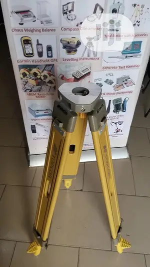 Topcon Wooden Tripod With Double Lock for Total Station