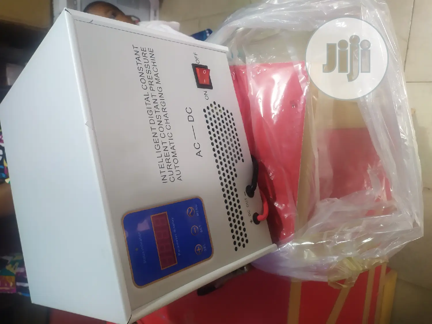 60amps Automatic Battery Charger