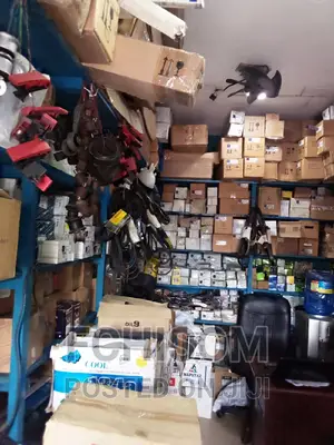 Mercedes Benz Spare Parts and Fixing