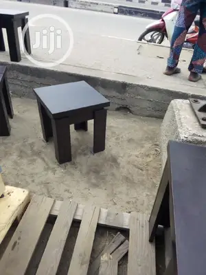 Side Stood Table