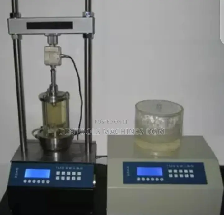 Triaxial Testing Machine