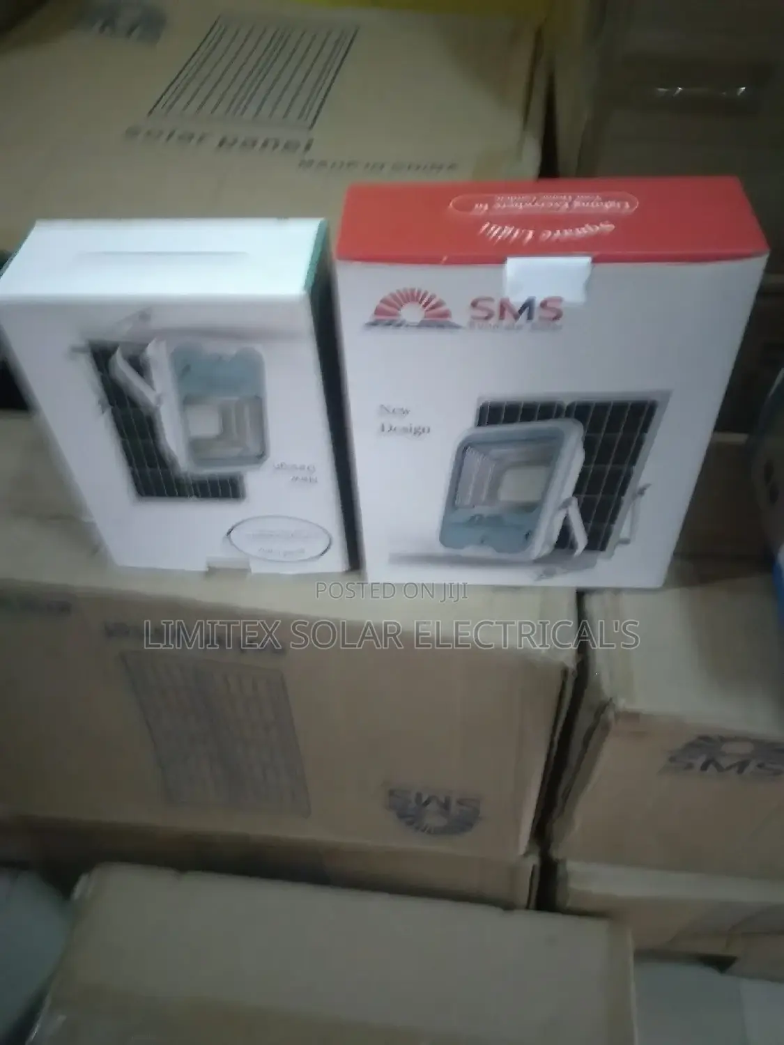 SMS 200w Solar Flood Light