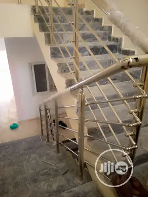 5lining Handrails Staircase