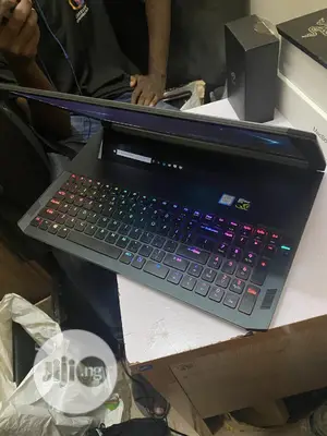 Laptop Acer Predator Triton 700 32GB Intel Core I7 SSHD (Hybrid) 1.5T