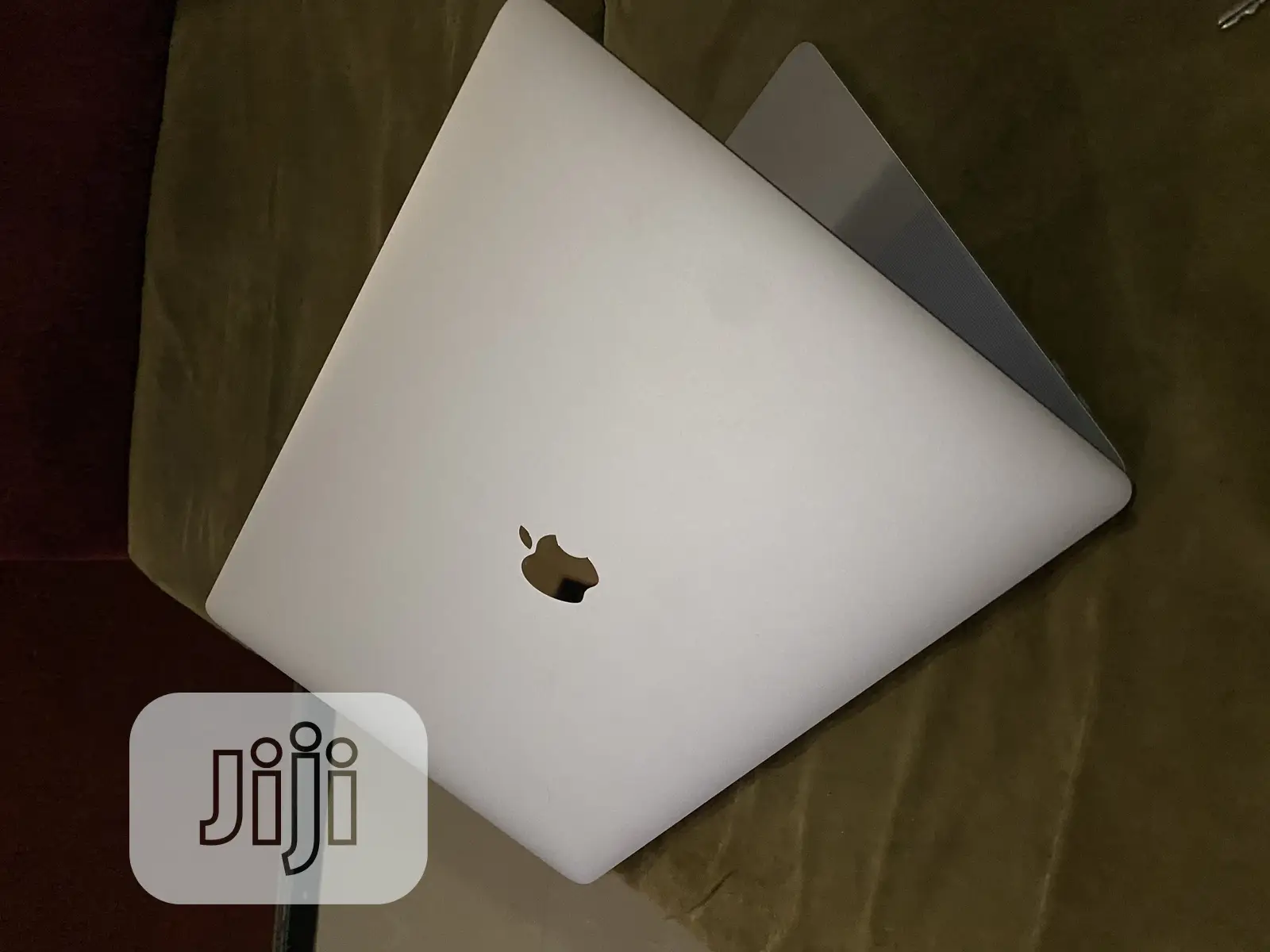 Laptop Apple MacBook Pro 16GB Intel Core I7 512GB